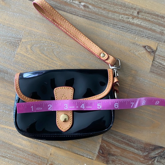 Dooney & Bourke, Black, Wristlet - Picture 10 of 10